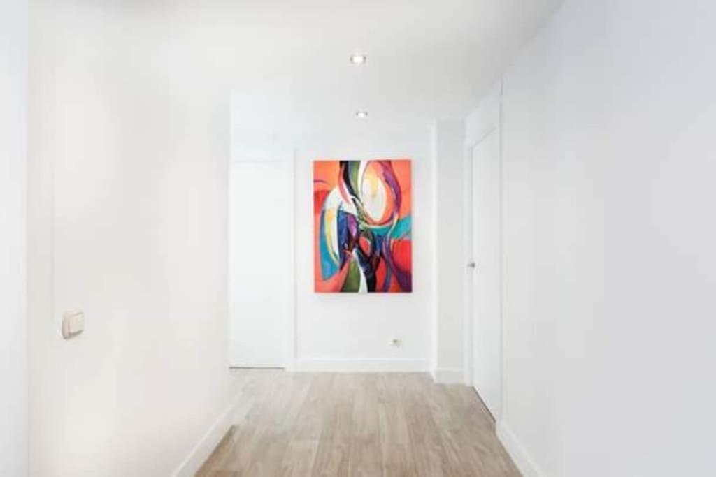 Acogedor Y Precioso Apartamento + Parking Privado San Sebastian Luaran gambar