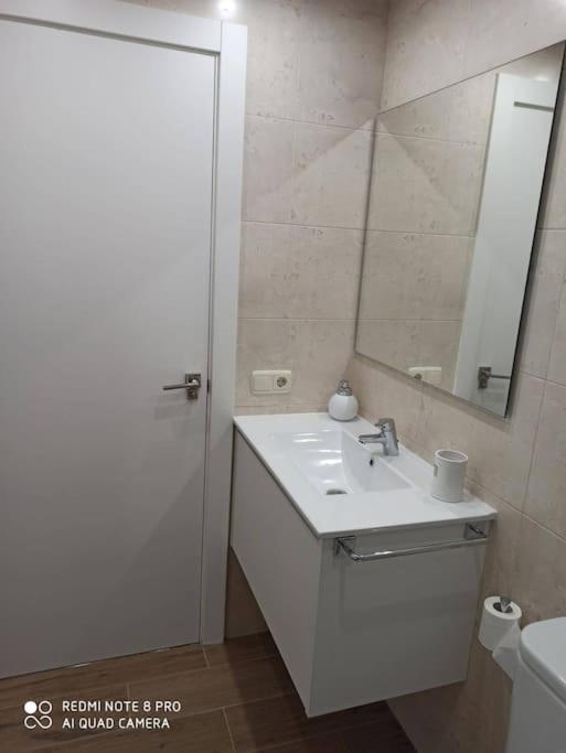 Acogedor Y Precioso Apartamento + Parking Privado San Sebastian Luaran gambar